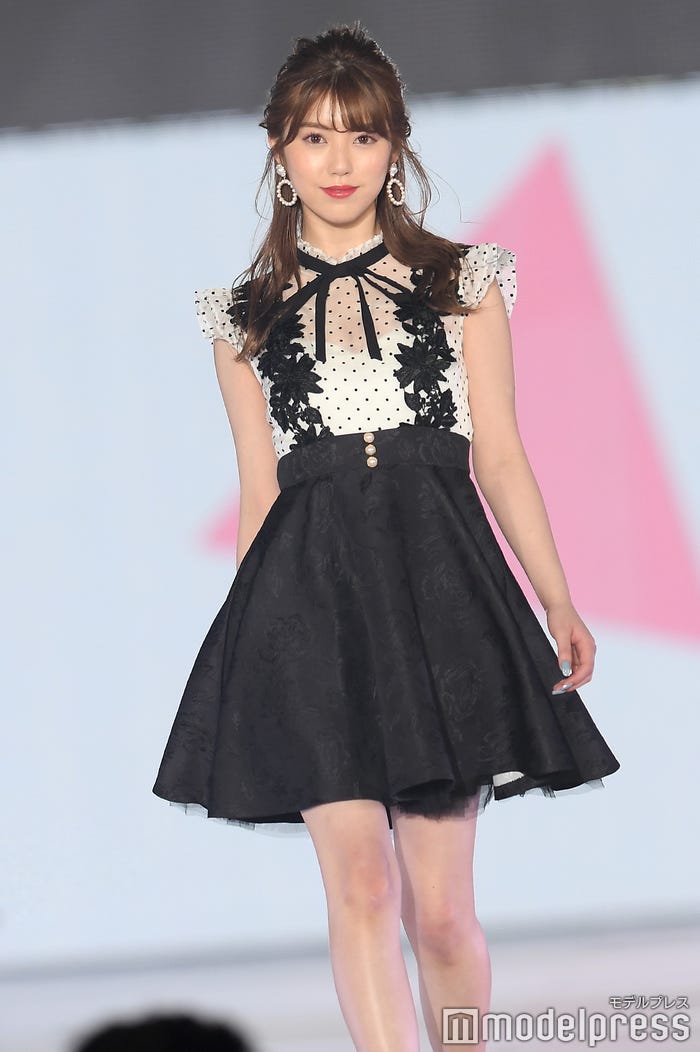 ヘアチェンジ前のちゃんえな(中野恵那)(C)モデルプレス