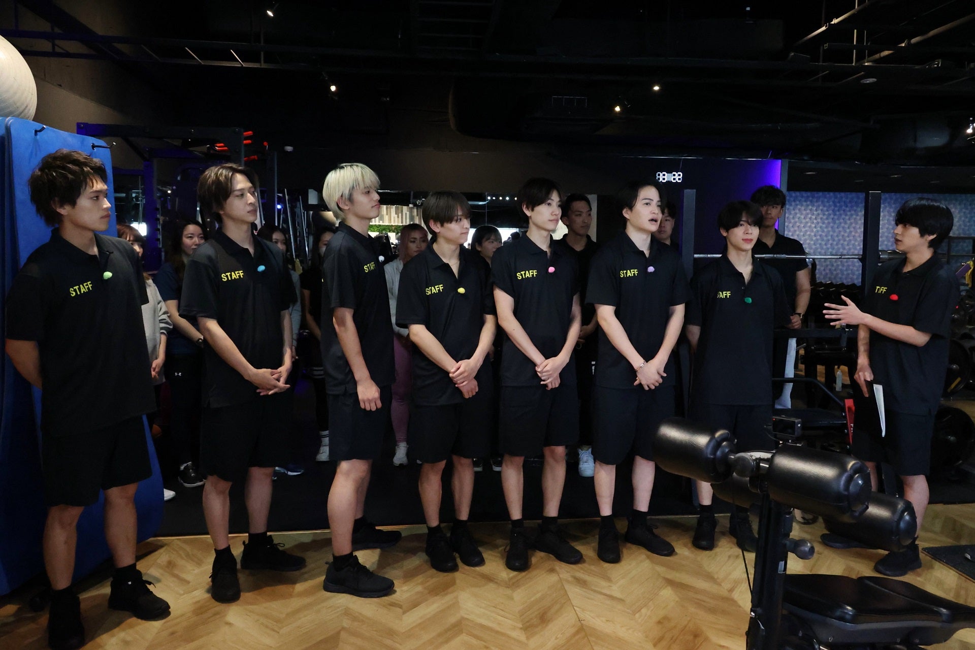 原嘉孝、寺西拓人、篠塚大輝、猪俣周杜、橋本将生、菊池風磨、松島聡、佐藤勝利（C）フジテレビ