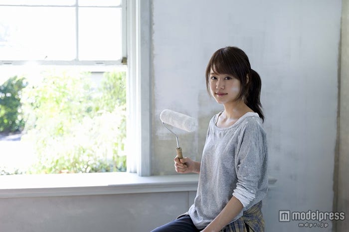 有村架純/新CM「ペンキ塗り」篇メイキングより