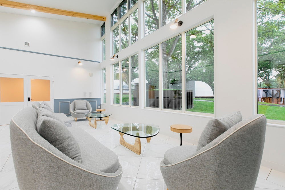 ホワイトランプ／画像提供：YUTAKA RESORT