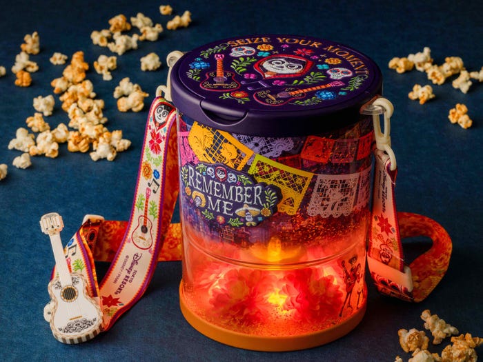 「ポップコーン、バケット付き」3,800円※グランドメニュー※東京ディズニーランドでも発売(ビッグポップは4,000円)(C)Disney