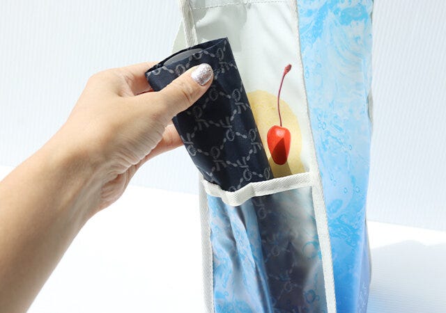 ムック本　ムック　付録　人気　おすすめ　オススメ　宝島社　宝島　レビュー　便利　優秀　当たり　最高　2023　旅する喫茶　トートバッグ　バッグ　トート　折り畳み傘