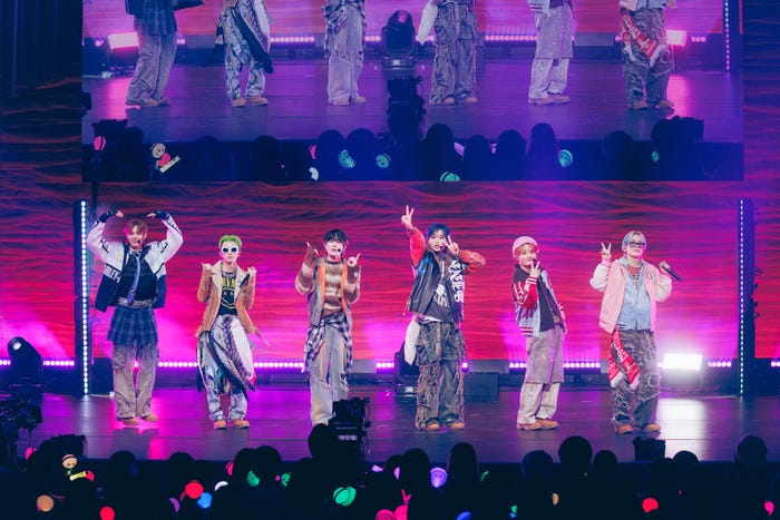 DXTEEN(C)UNIVERSAL SIGMA/LAPONE ENTERTAINMENT