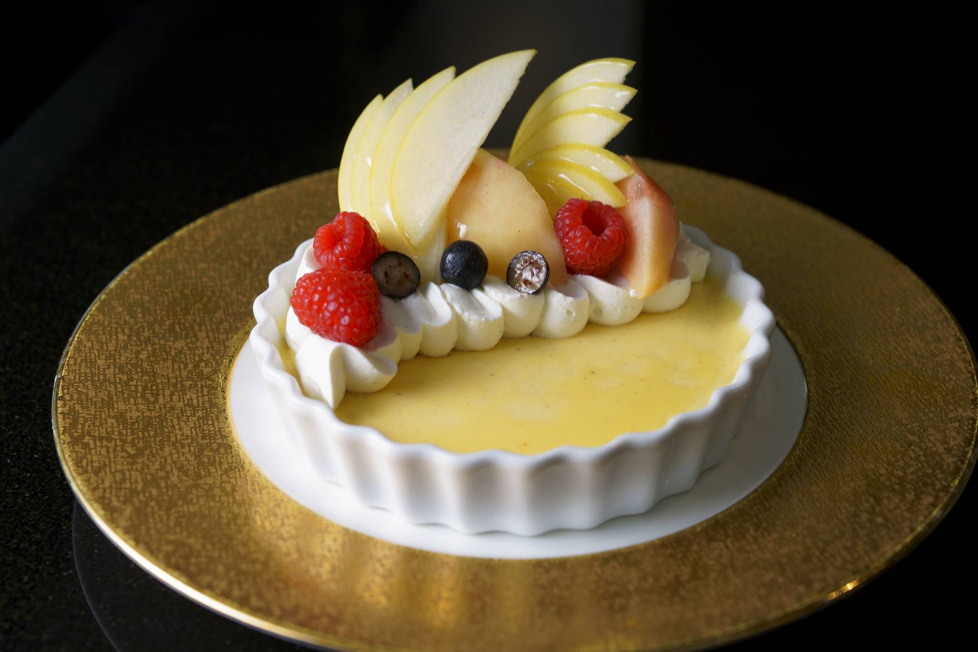 鎧塚俊彦シェフ直伝 プリンアラモード の作り方 ときめき くだものレシピ 2 モデルプレス