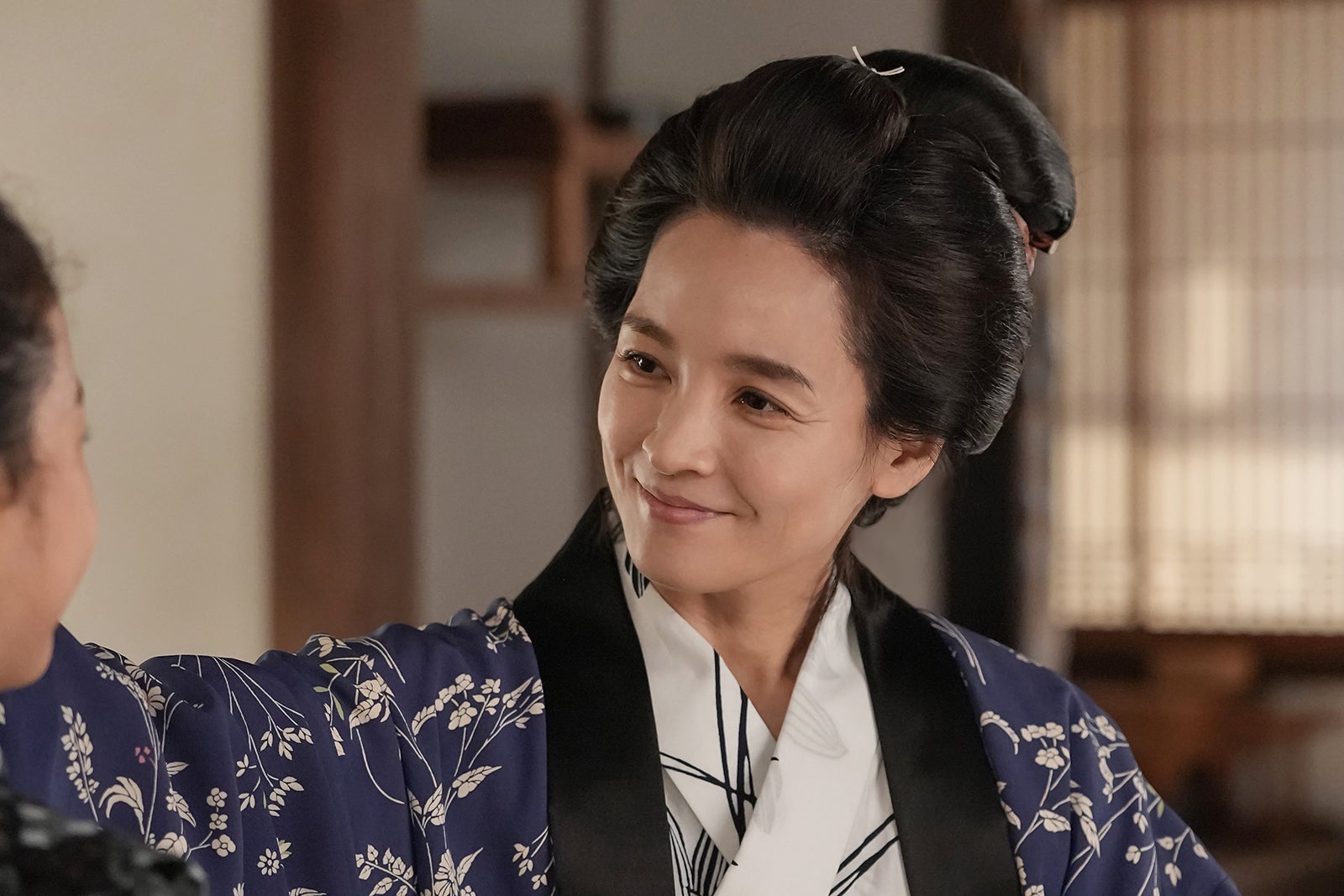 国仲涼子「ブラッサム」第1話（C）NHK