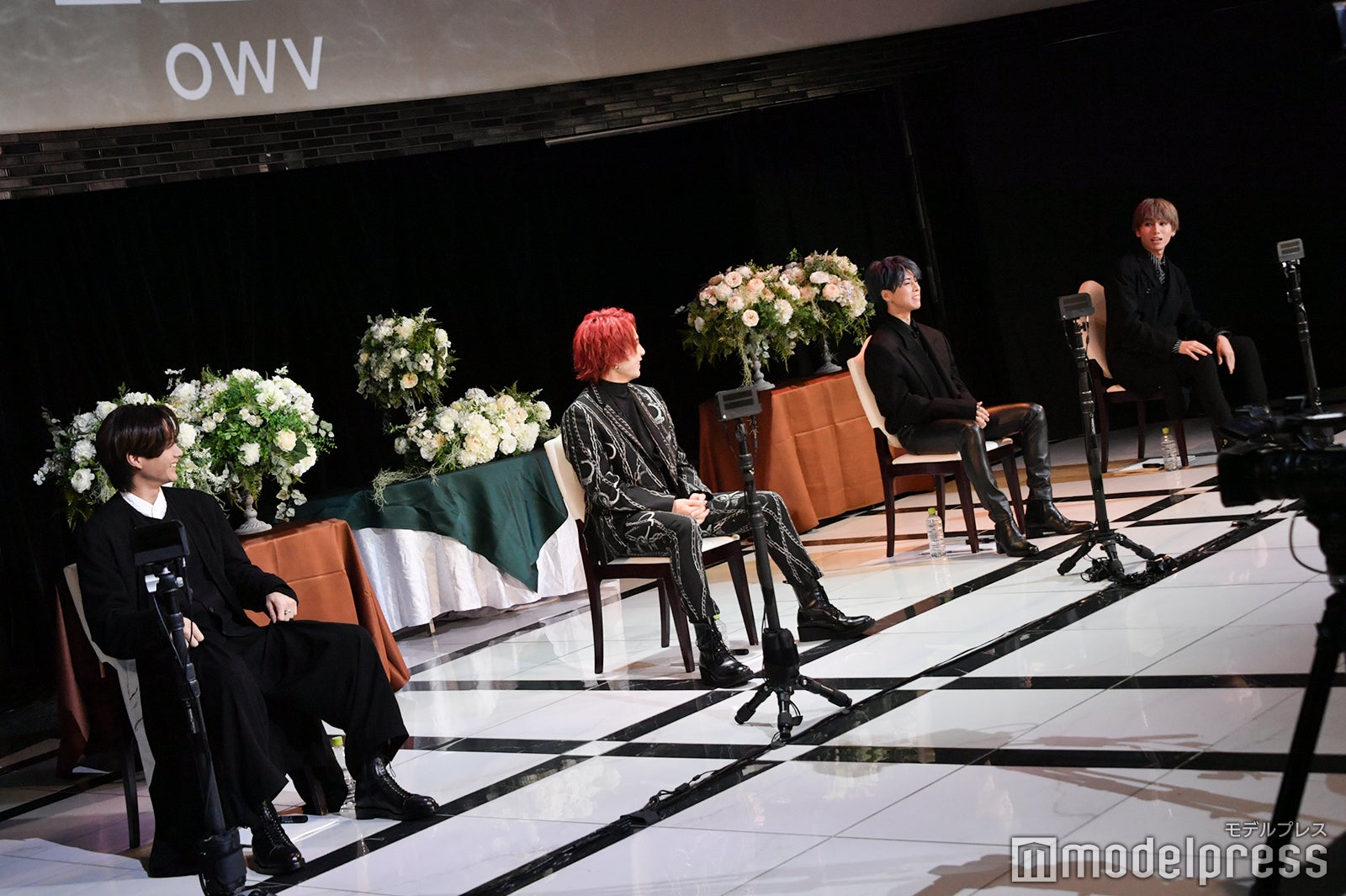 「GYAO!」にて配信された「OWV グループ結成記念生配信特番」より／中川勝就、本田康祐、佐野文哉、浦野秀太（C）モデルプレス