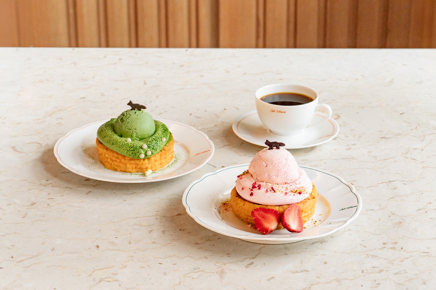 左：Matcha ¥1800　右：Strawberry ¥1600（税込）／提供画像