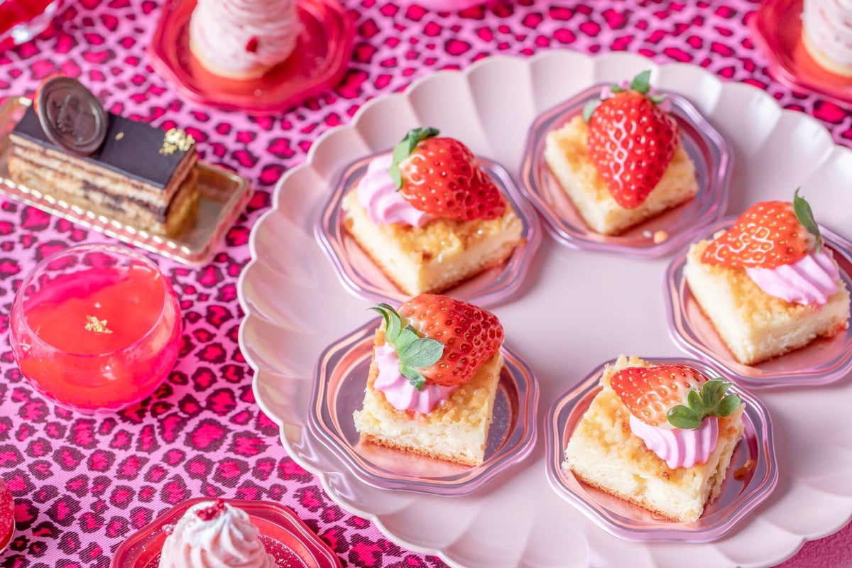 魅惑のストロベリーナイト／画像提供：ベストブライダル