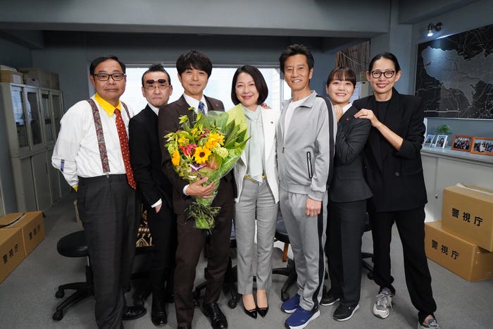 「特捜9 final season」クランクアップの様子(C)テレビ朝日