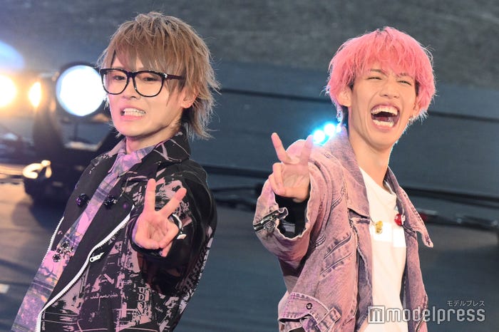 ☆イニ☆、テオくん/スカイピース(C)モデルプレス