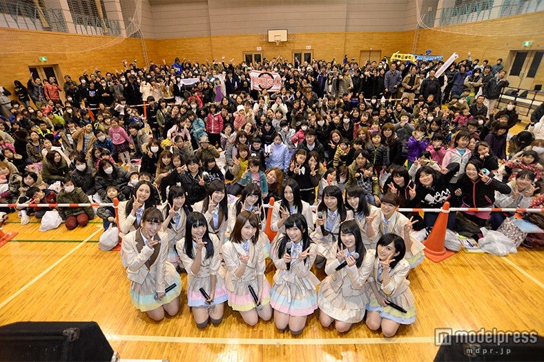 「『誰かのために』プロジェクト」／2014年（C）AKS