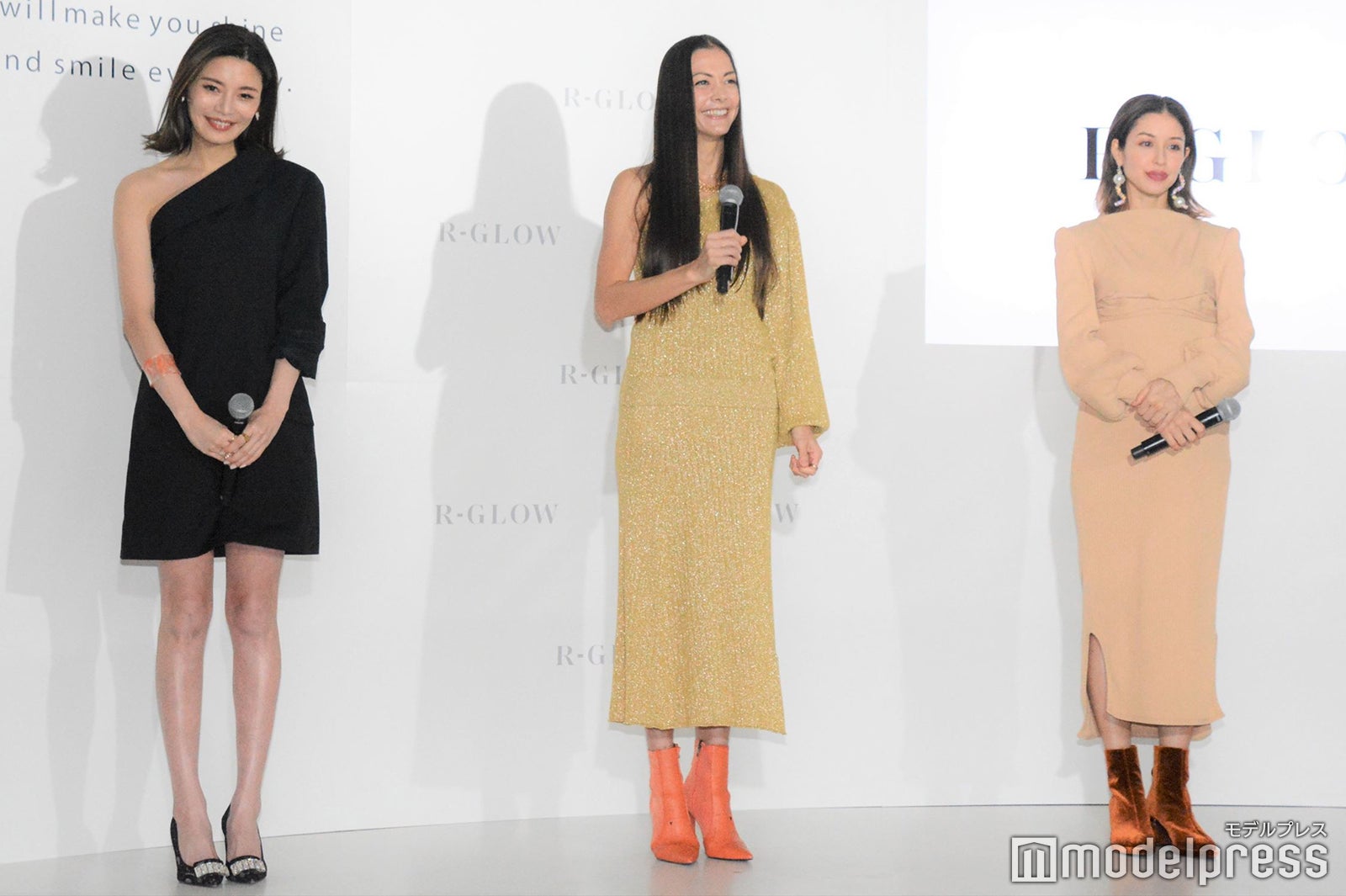 島袋聖南、土屋アンナ、BENI （C）モデルプレス