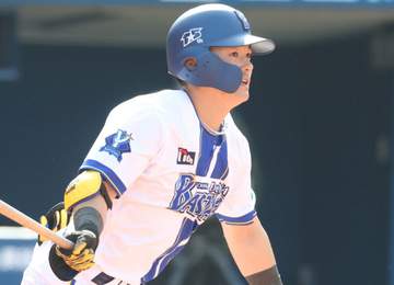 DeNA選手会が役員変更 副会長に林琢真内野手が、書記に新役員の蝦名達夫外野手が就任 山本祐大捕手の移籍に伴い