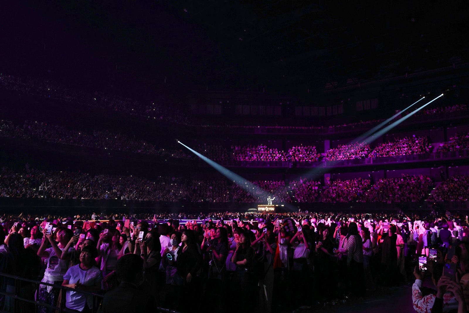 キム・スヒョン「EYES ON YOU」（提供写真）