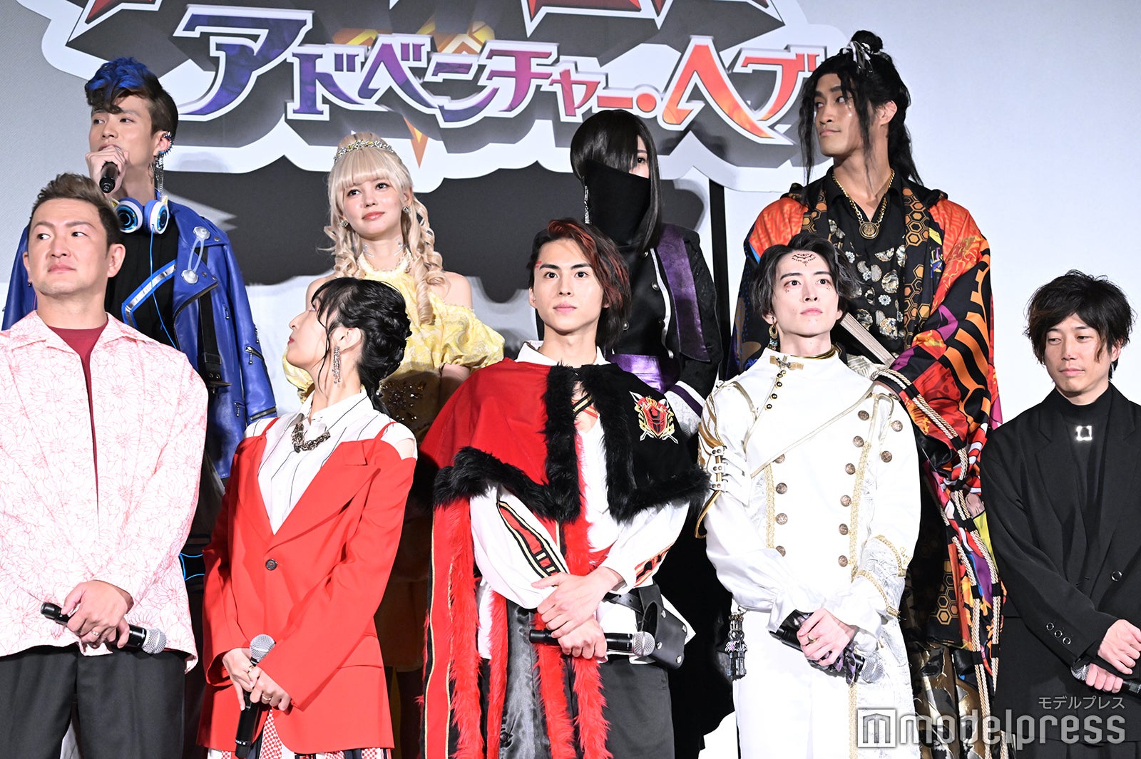 （上段左から）渡辺碧斗、村上愛花、平川結月、佳久創（下段左から）中村獅童、佐倉綾音、酒井大成、池田匡志、上堀内佳寿也（C）モデルプレス