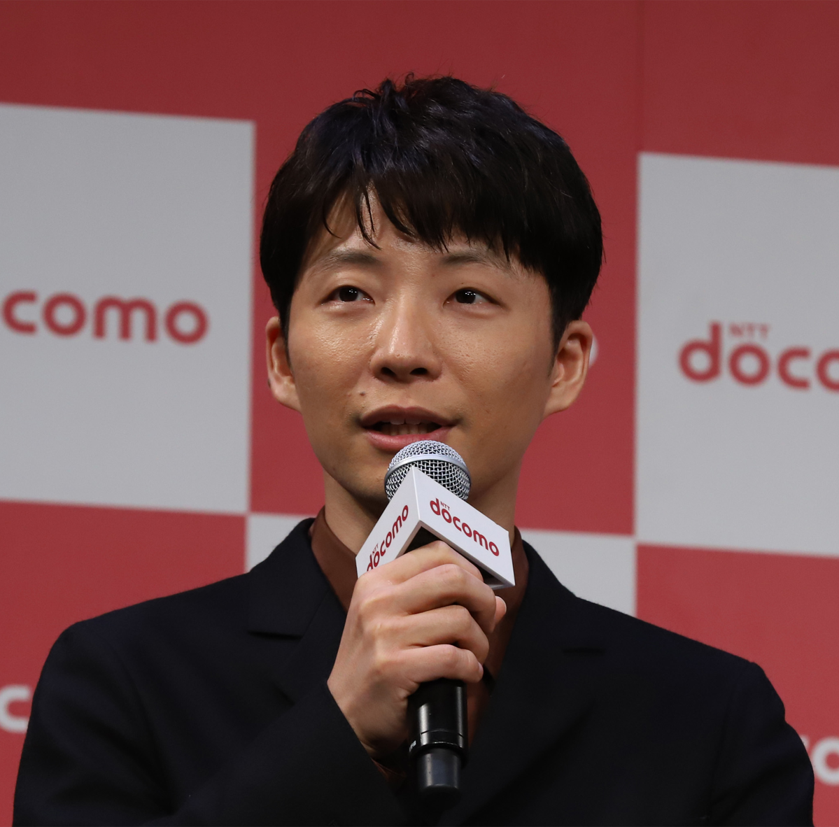 星野源 鳥肌が止まらない 阿佐ヶ谷姉妹モデルの新ドラマに大興奮 モデルプレス