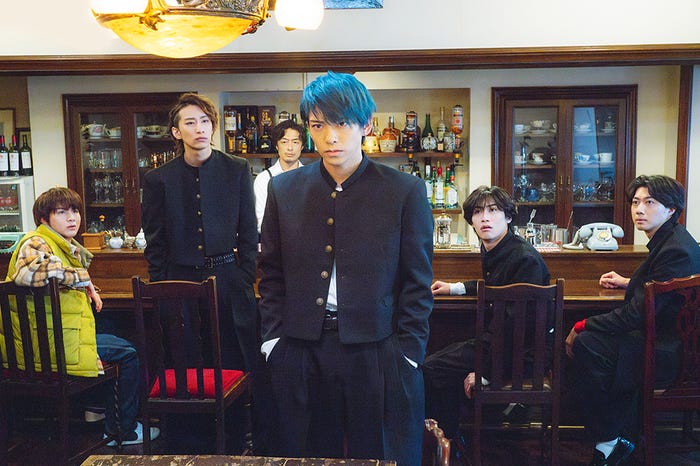 柏木悠、福澤侑、石川凌雅、寺坂頼我、小坂涼太郎(C)「ゴーストヤンキー」製作委員会・MBS