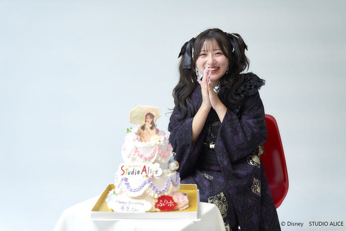 希空/新WebCM「“今、私が着たい振袖。” 希空×ふりホ 4LOOK」撮影オフショット(提供写真)