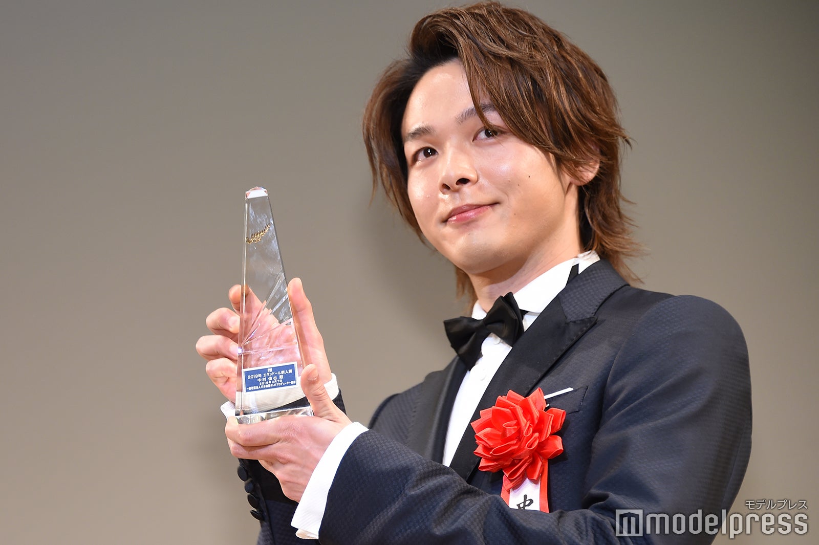 中村倫也を菅田将暉がサプライズ祝福「自分の意志で来ました」＜エラン