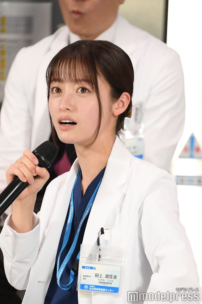 橋本環奈(C)モデルプレス