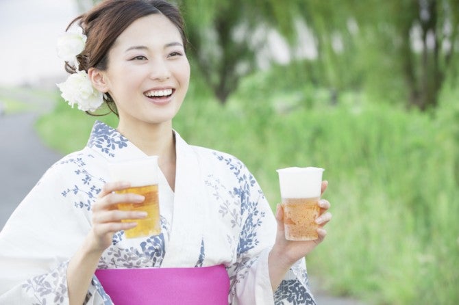 いつもとちがう雰囲気にドキッ 女友だちの浴衣姿にキュンとした経験のある男性は モデルプレス いつもとちがう雰囲気にドキッ 女友だちの浴衣姿にキュンとした経験のある男性は モデルプレス