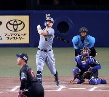 中日また天敵に泣く 6回まで無安打投球の柳がまさか お得意様の佐藤輝に逆転2ラン被弾 森下＆佐藤輝への“アレルギー”が露呈した3連戦で負け越し