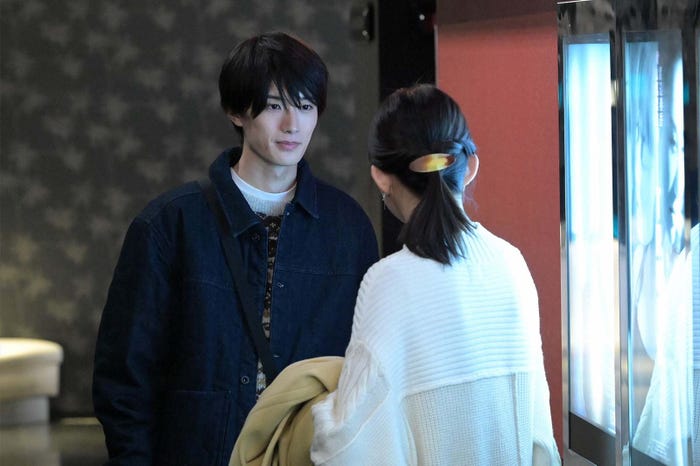 山中柔太朗、久間田琳加「ブラザー・トラップ」第2話より(C)「ブラザー・トラップ」製作委員会