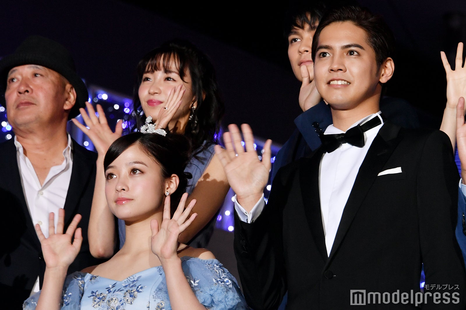 橋本環奈、片寄涼太 （C）モデルプレス