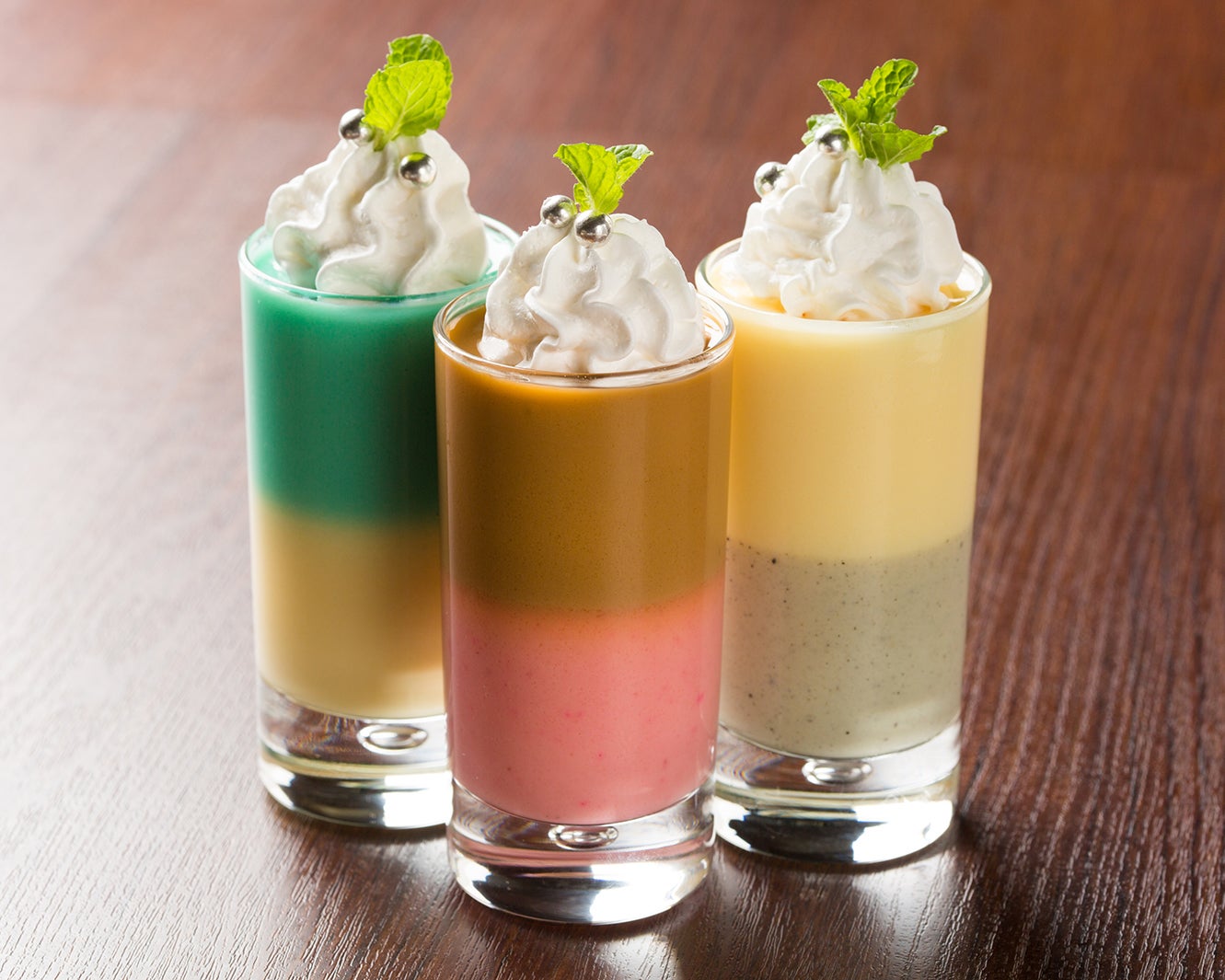 オレンズ・マニッシュプリン／画像提供：GINZA RAKUGAKI Cafe＆Bar by Pentel