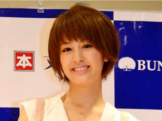 おちまさとの妻 初めての育児に試行錯誤 22歳上夫と 二人三脚 モデルプレス