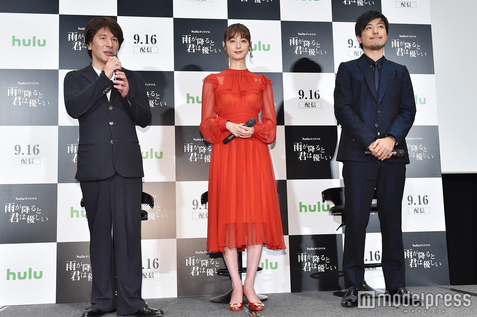 野島伸司氏、佐々木希、玉山鉄二 （C）モデルプレス