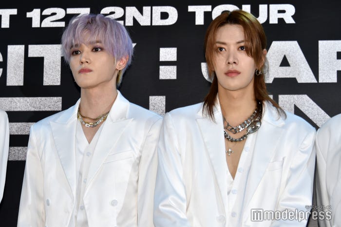 クールに佇むテヨン、ユウタ (C)モデルプレス