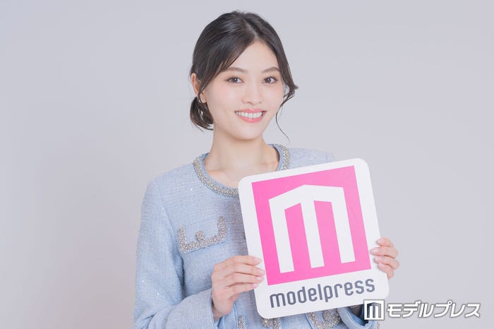 平松里菜(C)モデルプレス