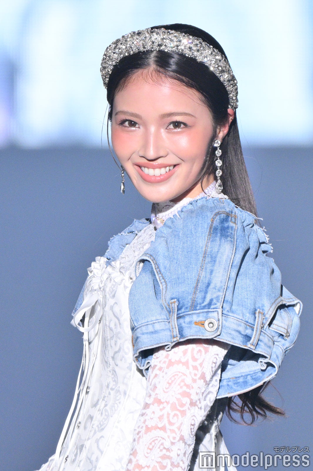 （C）モデルプレス