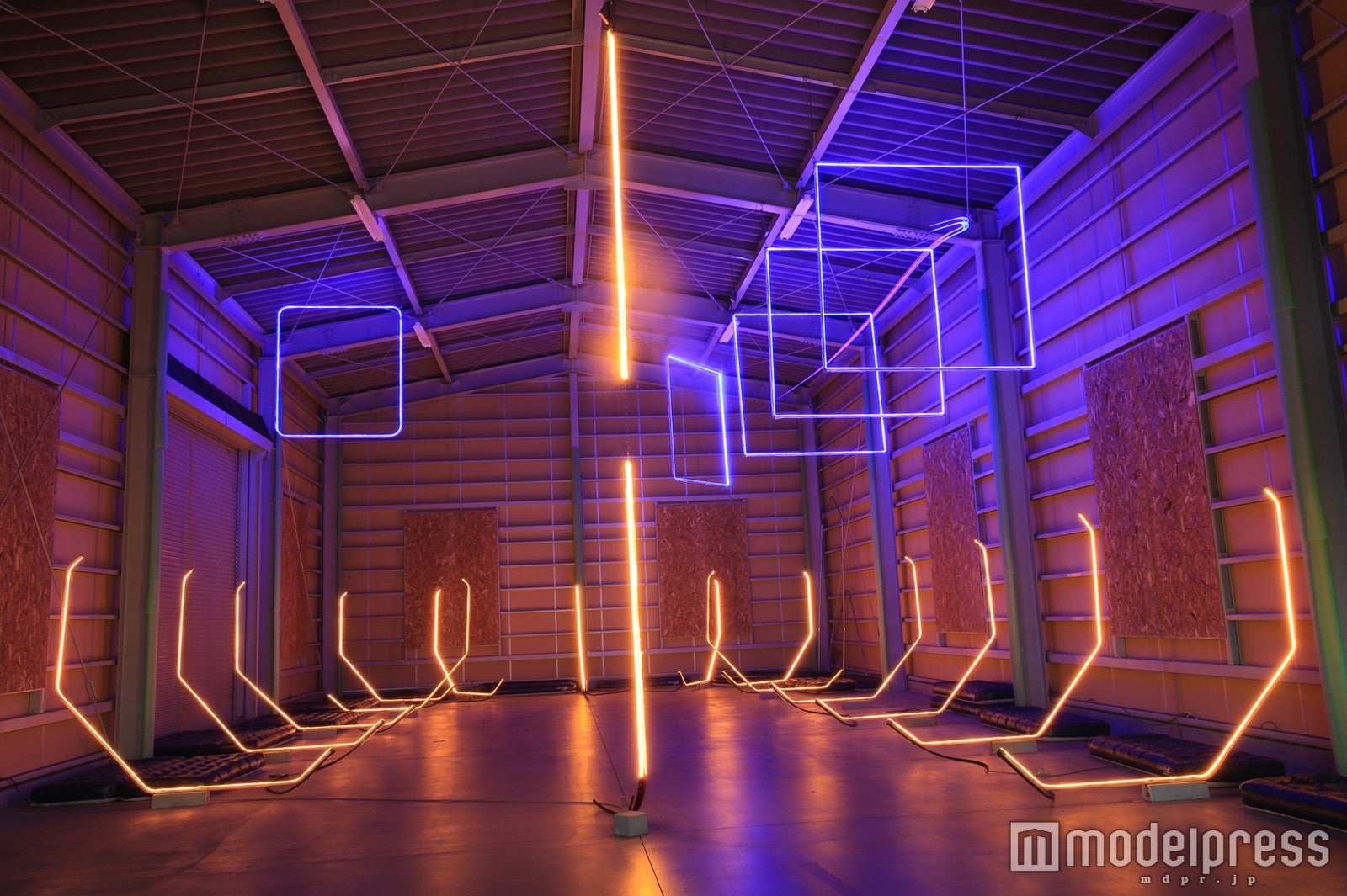 1万8000個以上のLED電球を点灯／画像提供：板橋商店