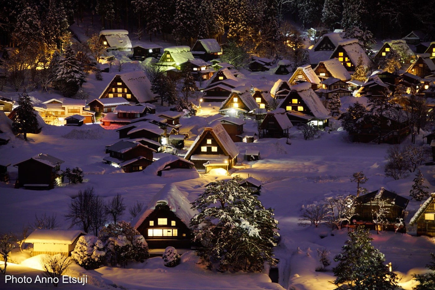 白川郷／photo Anno Etsuji