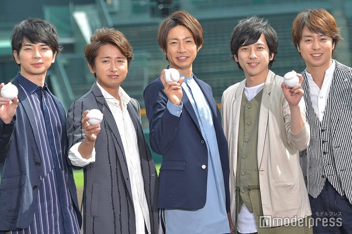 松本潤、大野智、相葉雅紀、二宮和也、櫻井翔 (C)モデルプレス