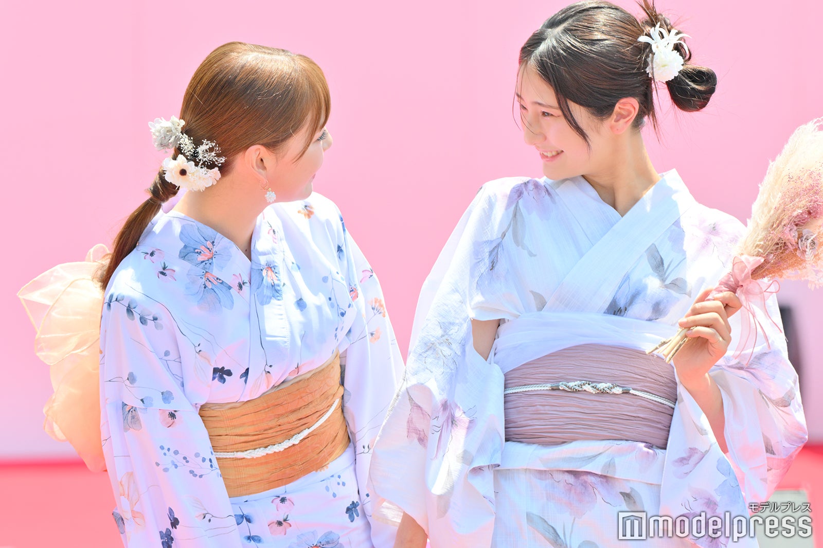 しとうもも・大西陽羽（C）モデルプレス