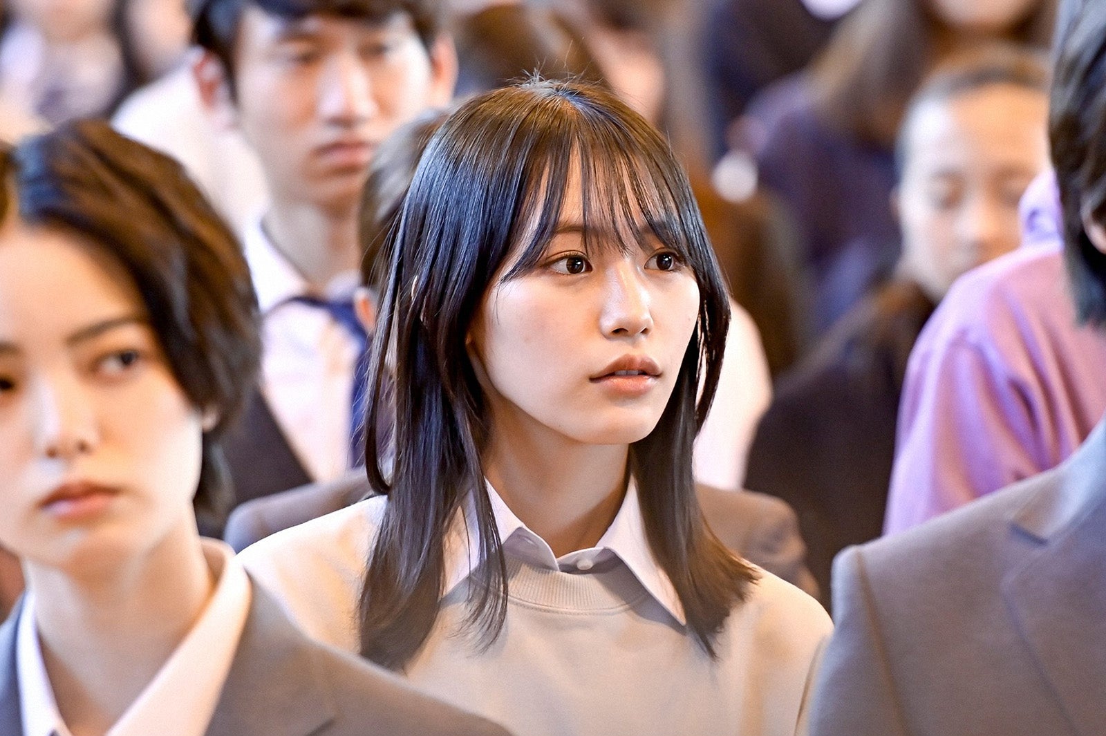 平手友梨奈、南沙良「ドラゴン桜」第1話より（C）TBS