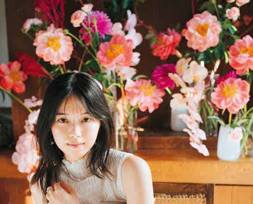 西野七瀬、ノースリーブでほっそり二の腕際立つ 可憐で清楚な表情