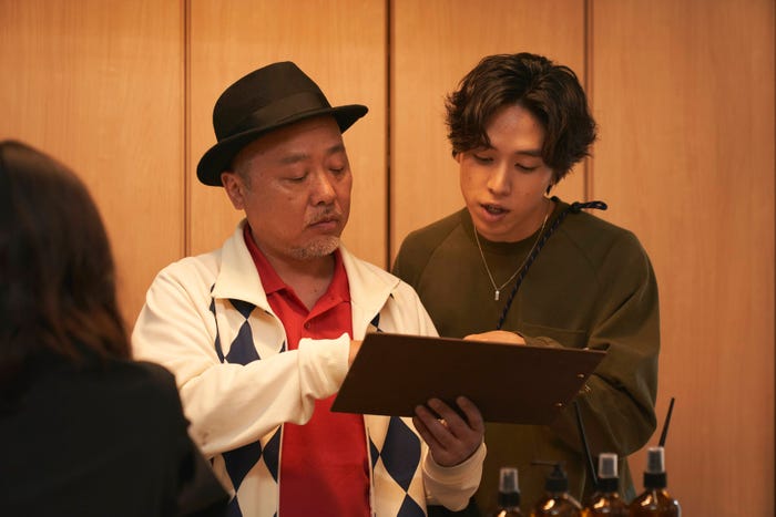 マキタスポーツ、坂東龍汰「きのう何食べた? season2」第4話より(C)「きのう何食べた? season2」製作委員会(C)よしながふみ/講談社