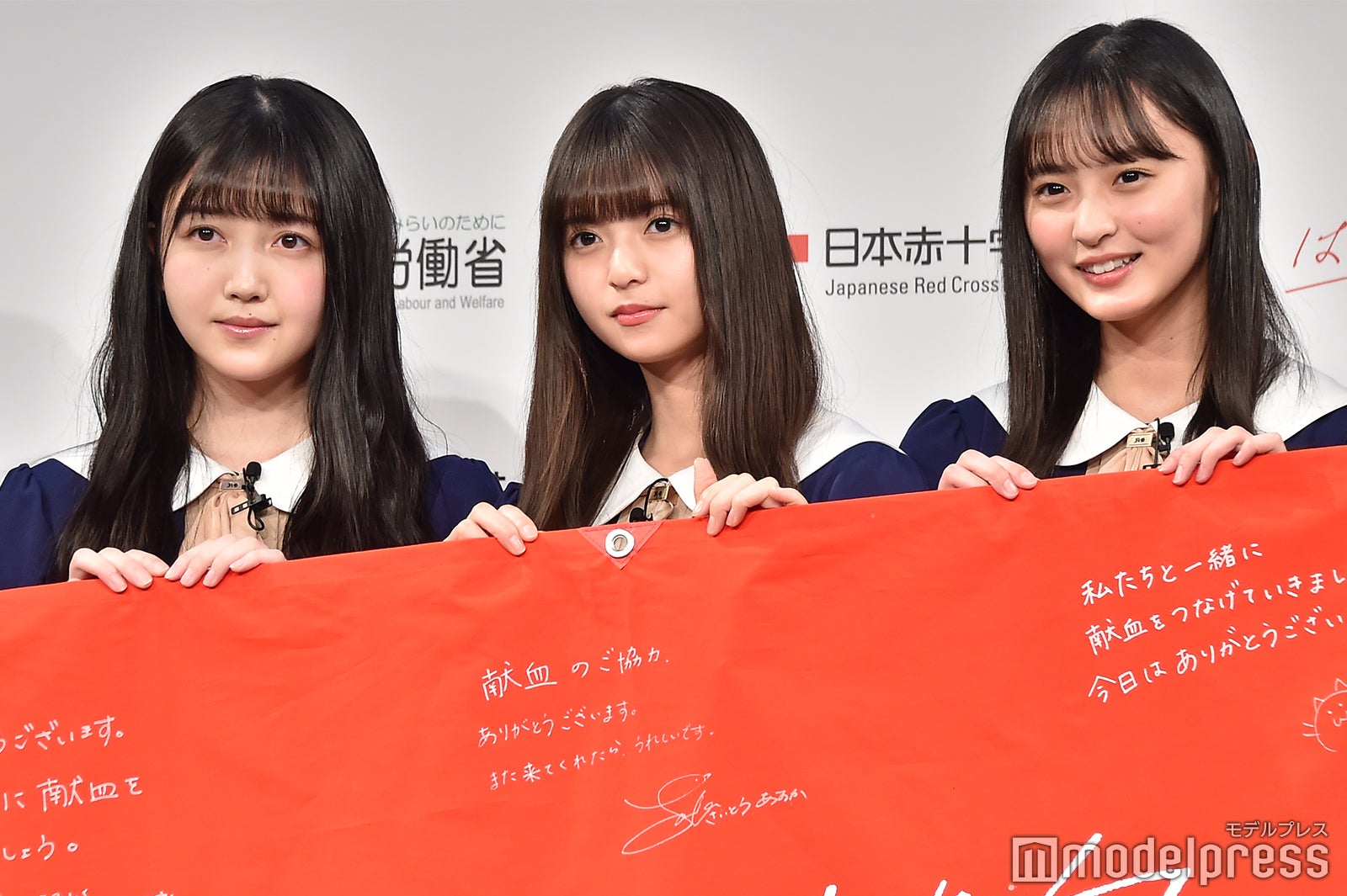 久保史緒里、齋藤飛鳥、遠藤さくら （C）モデルプレス