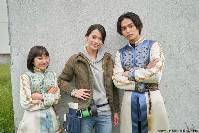 田牧そら、坂田梨香子、兵頭功海(C)テレビ朝日