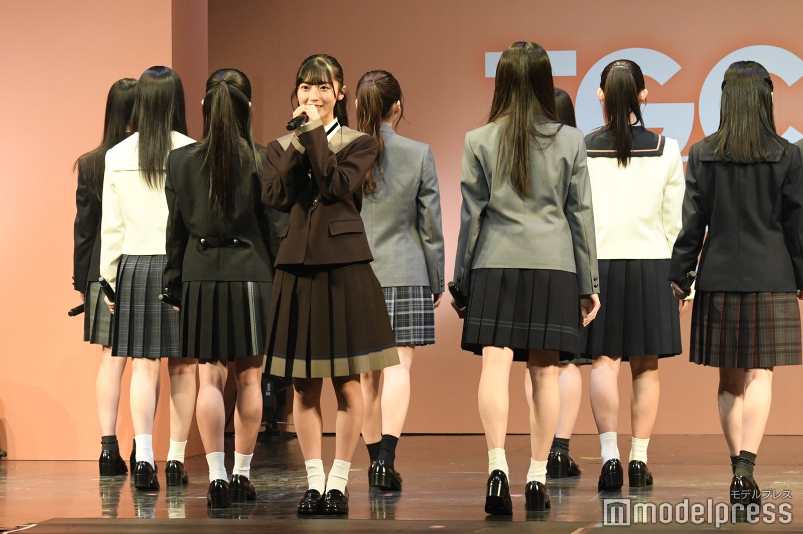 AKB48第17期生（C）モデルプレス