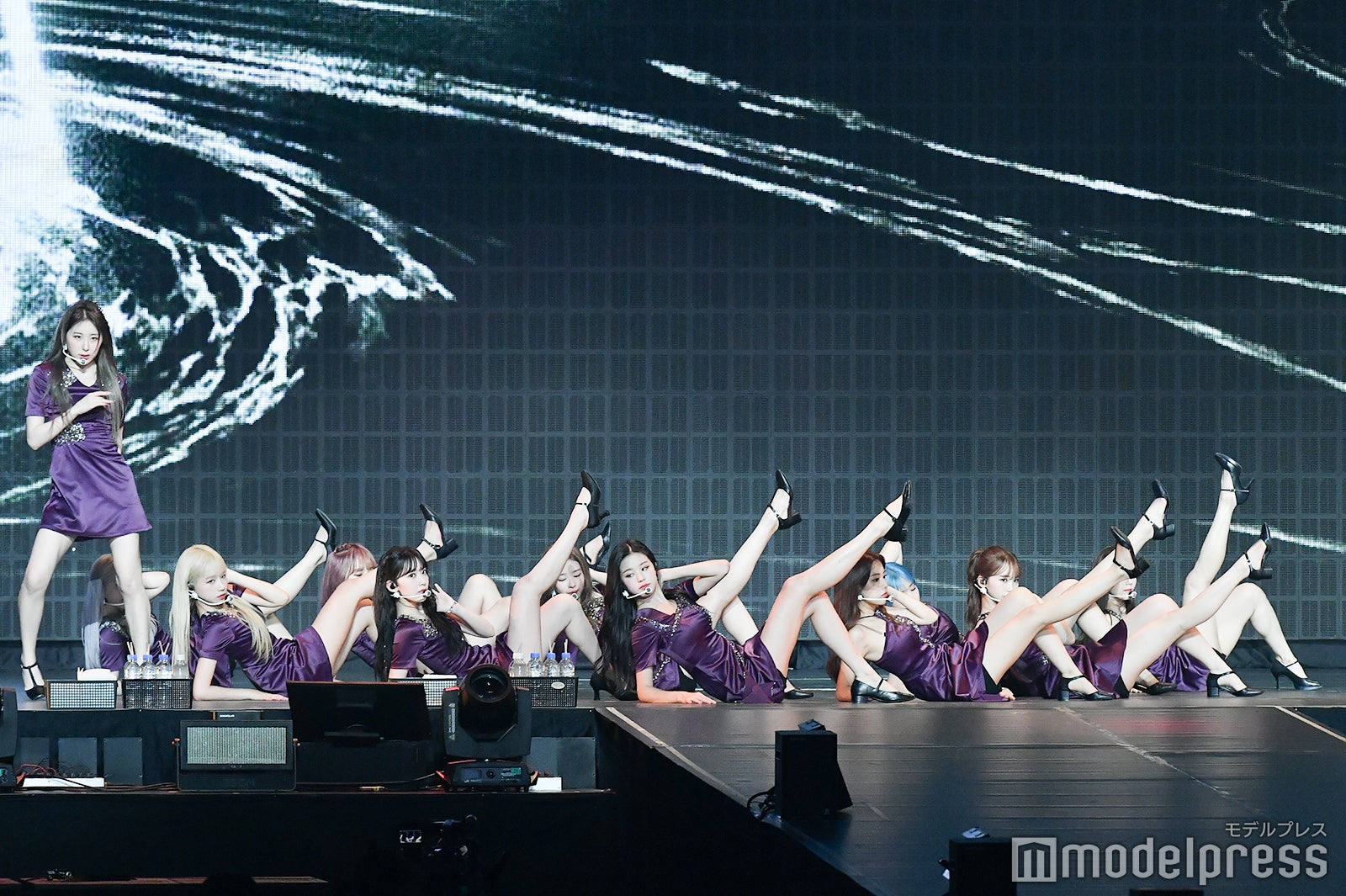 IZ*ONE （C）モデルプレス