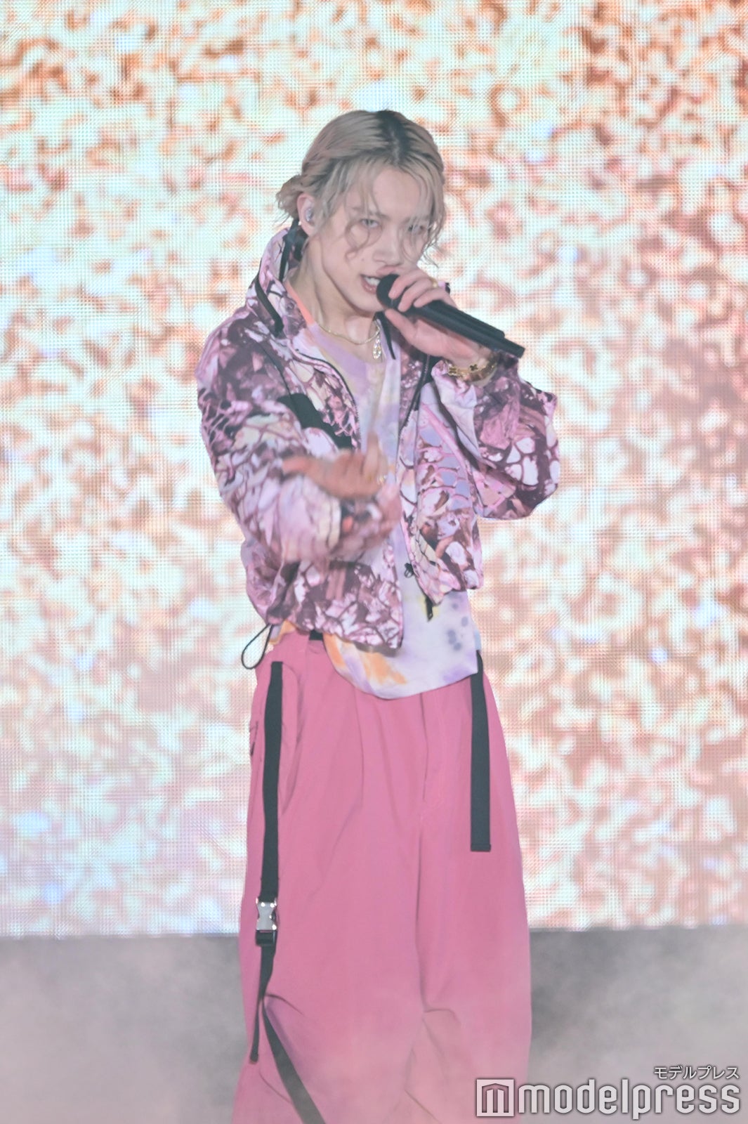 BUDDiiS（C）モデルプレス