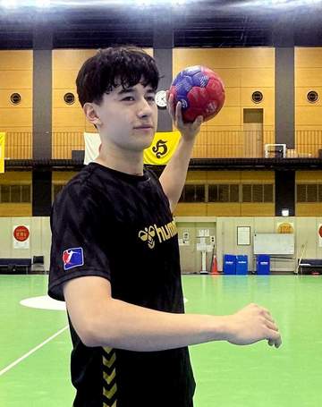 松浦アルバ ハンド日本代表入りへ意欲「成長を続けてなれたら」 ドイツ人の父と売り込み合宿参加の193センチ