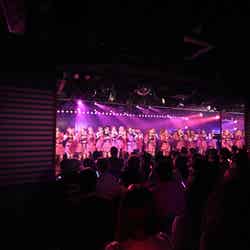 「AKB48劇場18周年特別記念公演」より（C）AKB48
