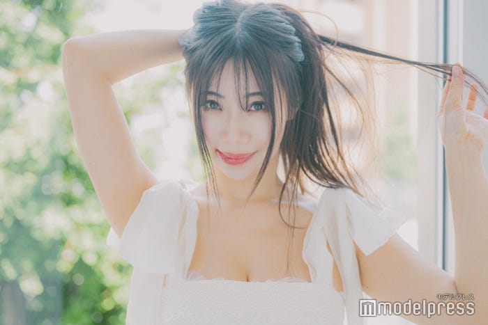 鈴木ふみ奈(C)モデルプレス