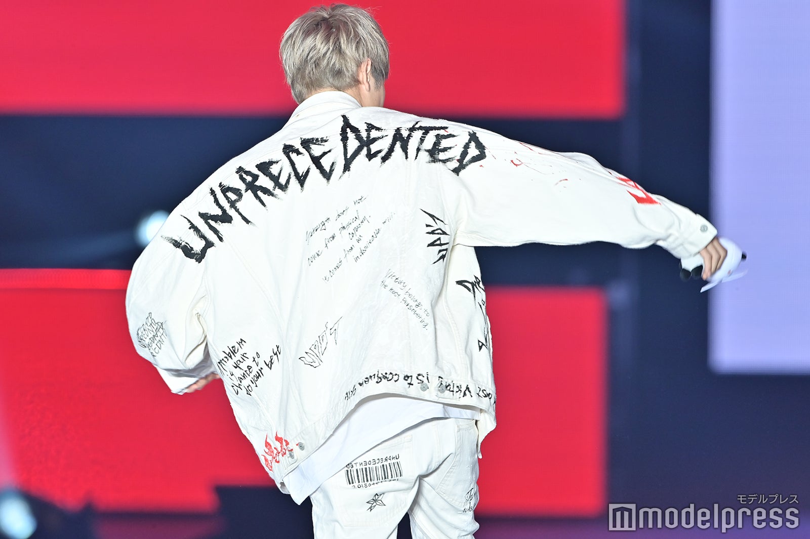 （C）モデルプレス